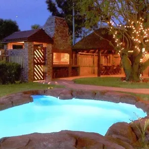 Treetops Alojamento de Acomodação e Pequeno-almoço